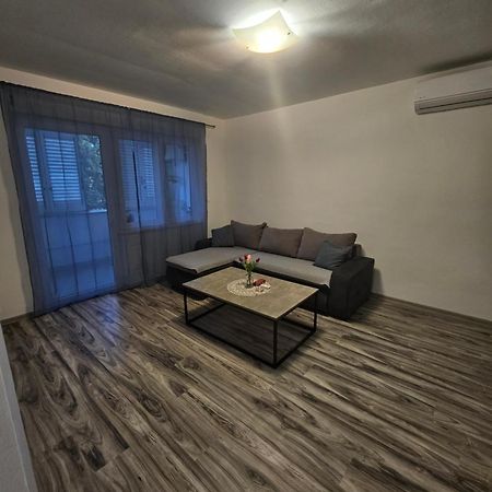 Apartman Smit Umag Extérieur photo