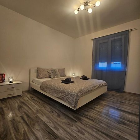 Apartman Smit Umag Extérieur photo